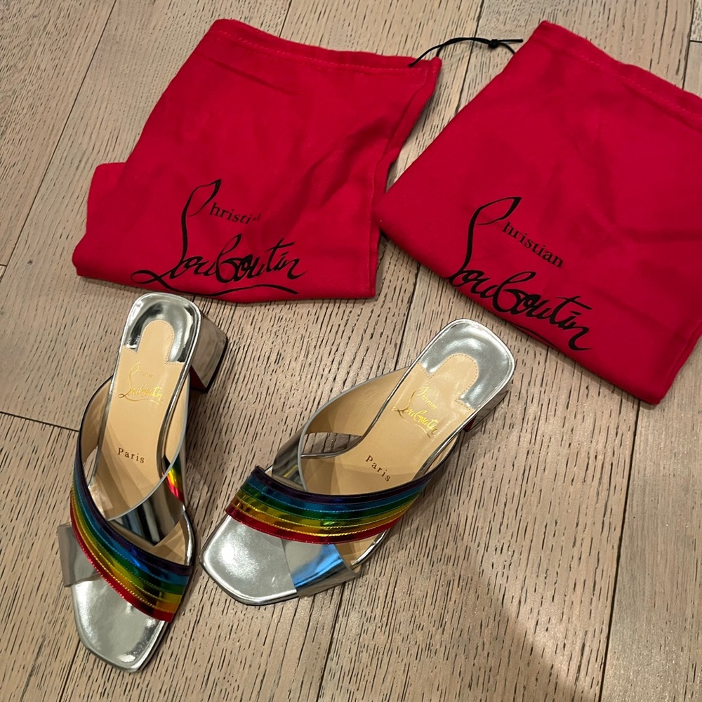 christian louboutin arkenmule 55 specchio silver rainbow mules sandals